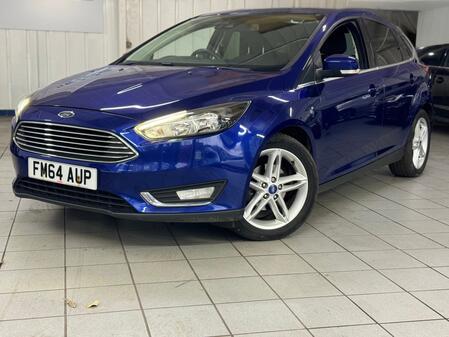 FORD FOCUS 1.0 T EcoBoost Titanium